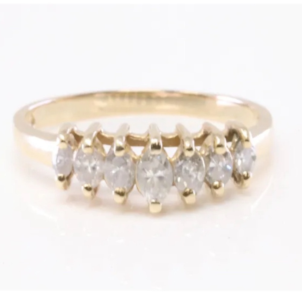 Marquise Diamond Ring 14Kt. - Picture 1 of 4